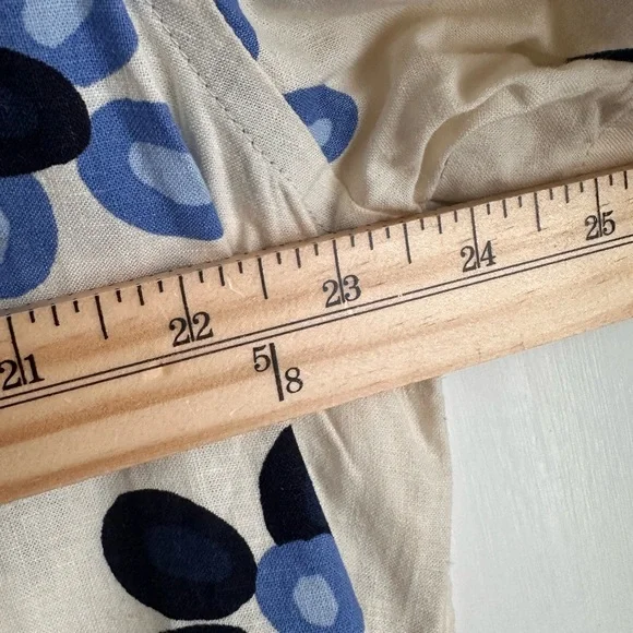 MARIMEKKO Women’s Blue Flowered Linen Oversized Short Sleeve Button Blouse Sz XL - Picture 3 of 4